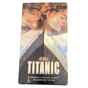 6/$25VHS Titanic Movie Paramount James Cameron DiCaprio Winslet Academy Award
